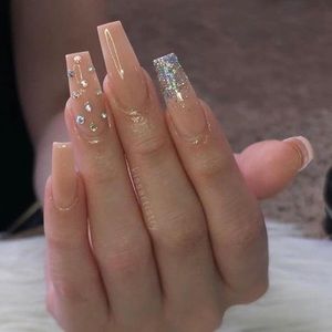 Meet your Posher, Diana